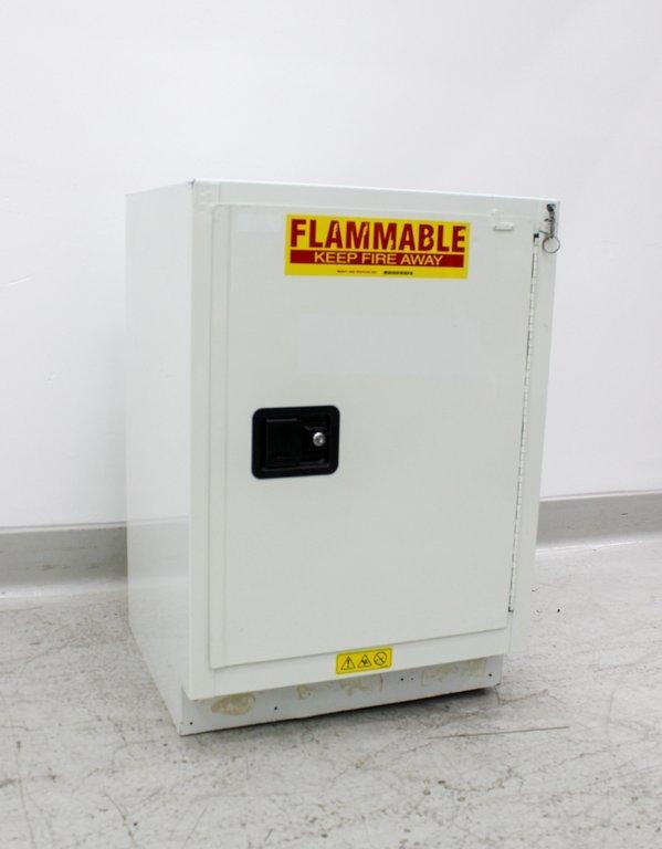 Justrite 8825272S Acid Corrosive Storage Cabinet 15G 57L VG