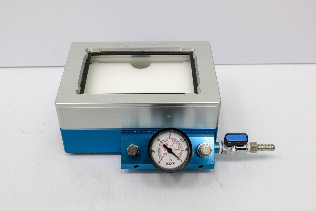Pall Vacuum Manifold 5017 Multi Well Plate Laboratory Device with Pressure Gauge