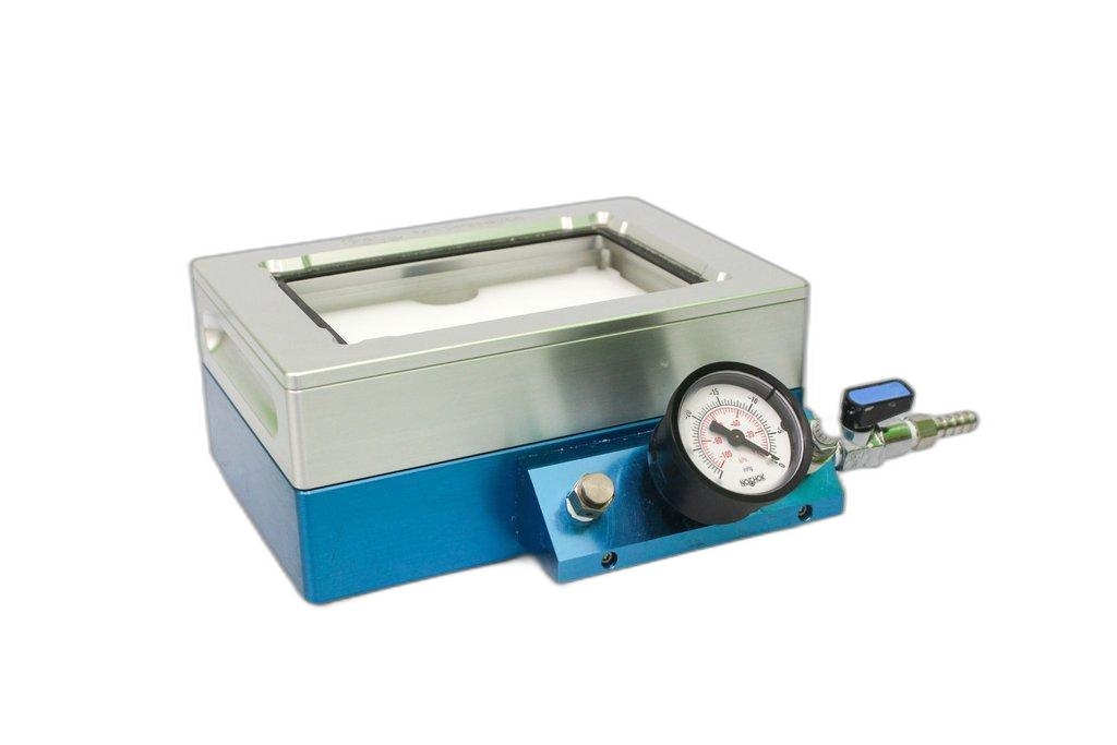 Pall Vacuum Manifold 5017 Multi Well Plate Laboratory Device with Pressure Gauge