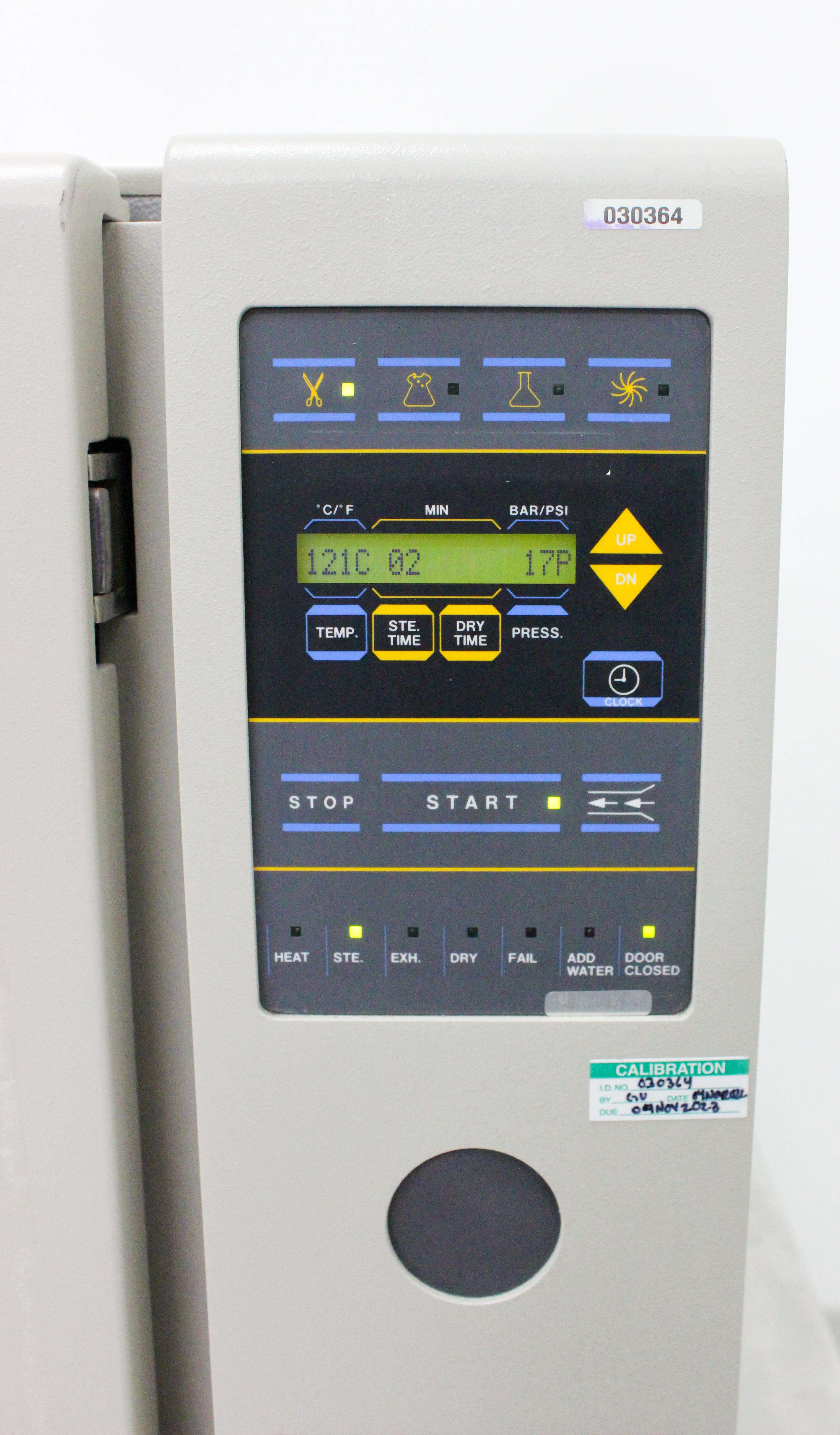 Tuttnauer 3870E Autoclave Sterilizer 22 Gal 208V 60Hz Efficient Drying