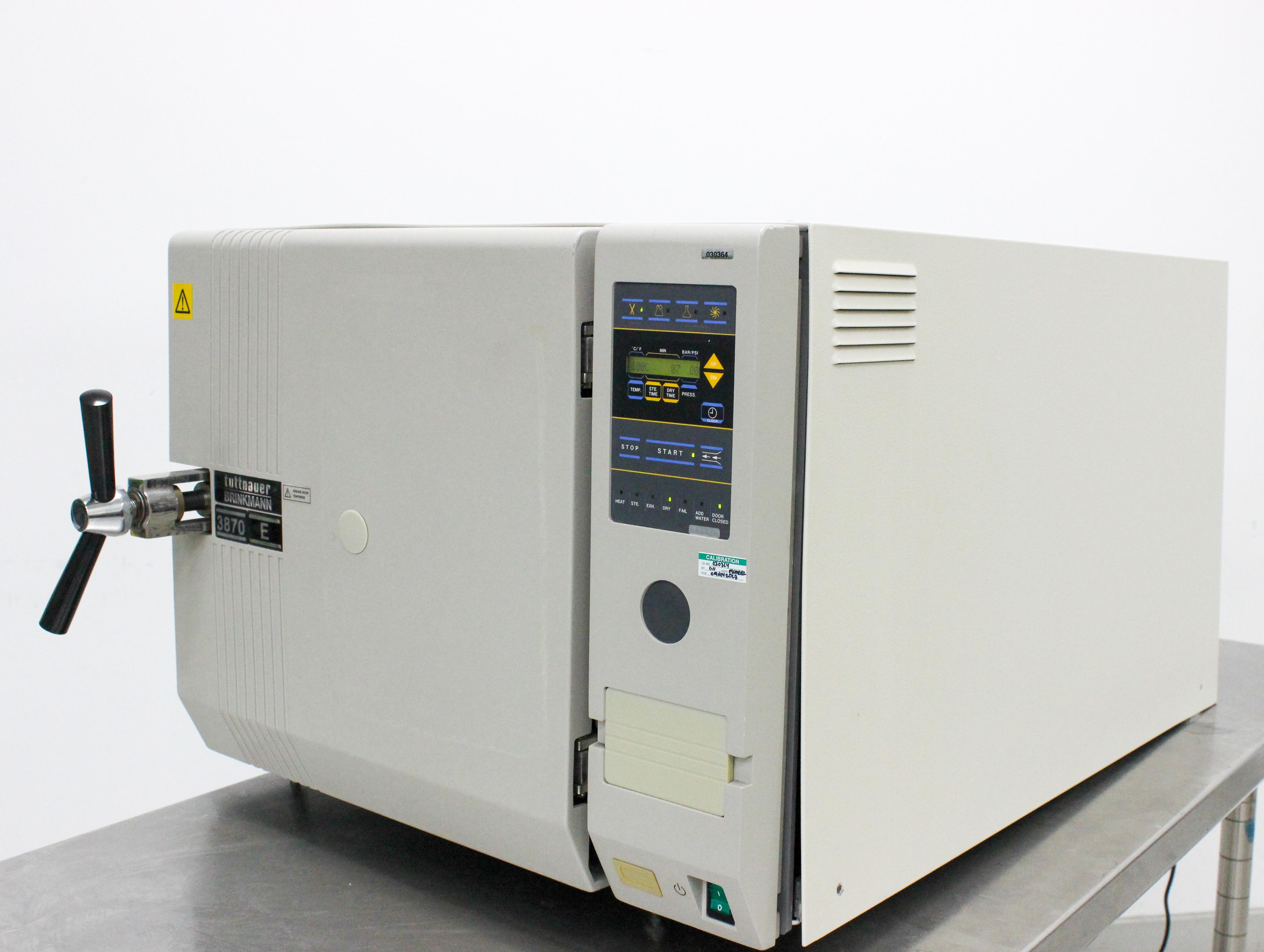 Tuttnauer 3870E Autoclave Sterilizer 22 Gal 208V 60Hz Efficient Drying