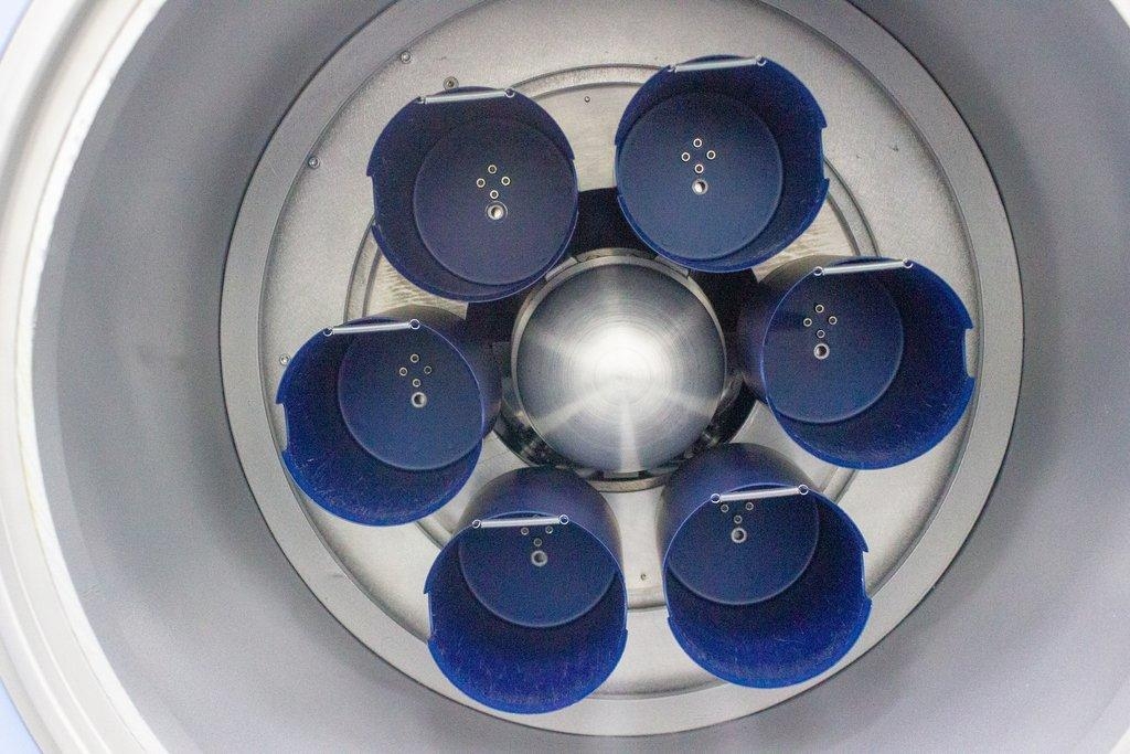 Rad Source RS 3400 Blood Irradiator X Ray 6L Capacity FDA Cleared 5 Min Cycle