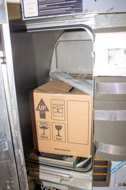 Steris LS-136H AMSCO 630LS Medium Steam Sterilizer Autoclave