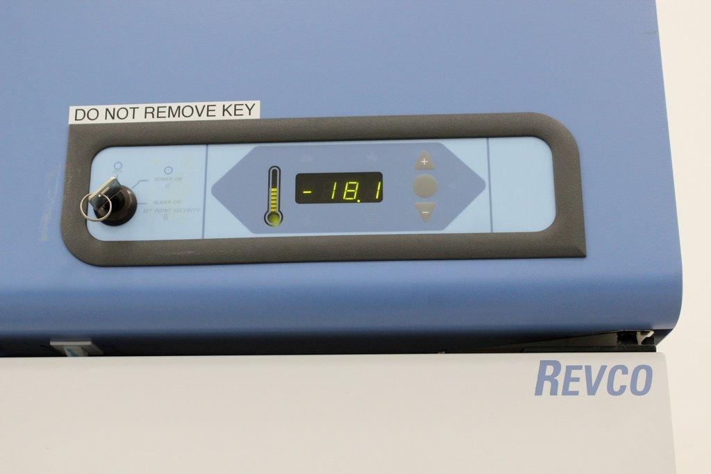 Thermo ULT5030A Freezer -30C 51.1 Cu Ft Upright Lab - Digital Control