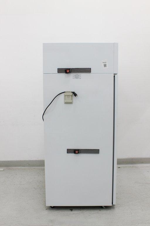 Norlake Scientific NSSR522WWW/0 52 cu ft Laboratory Refrigerator/Defrost 2-10C