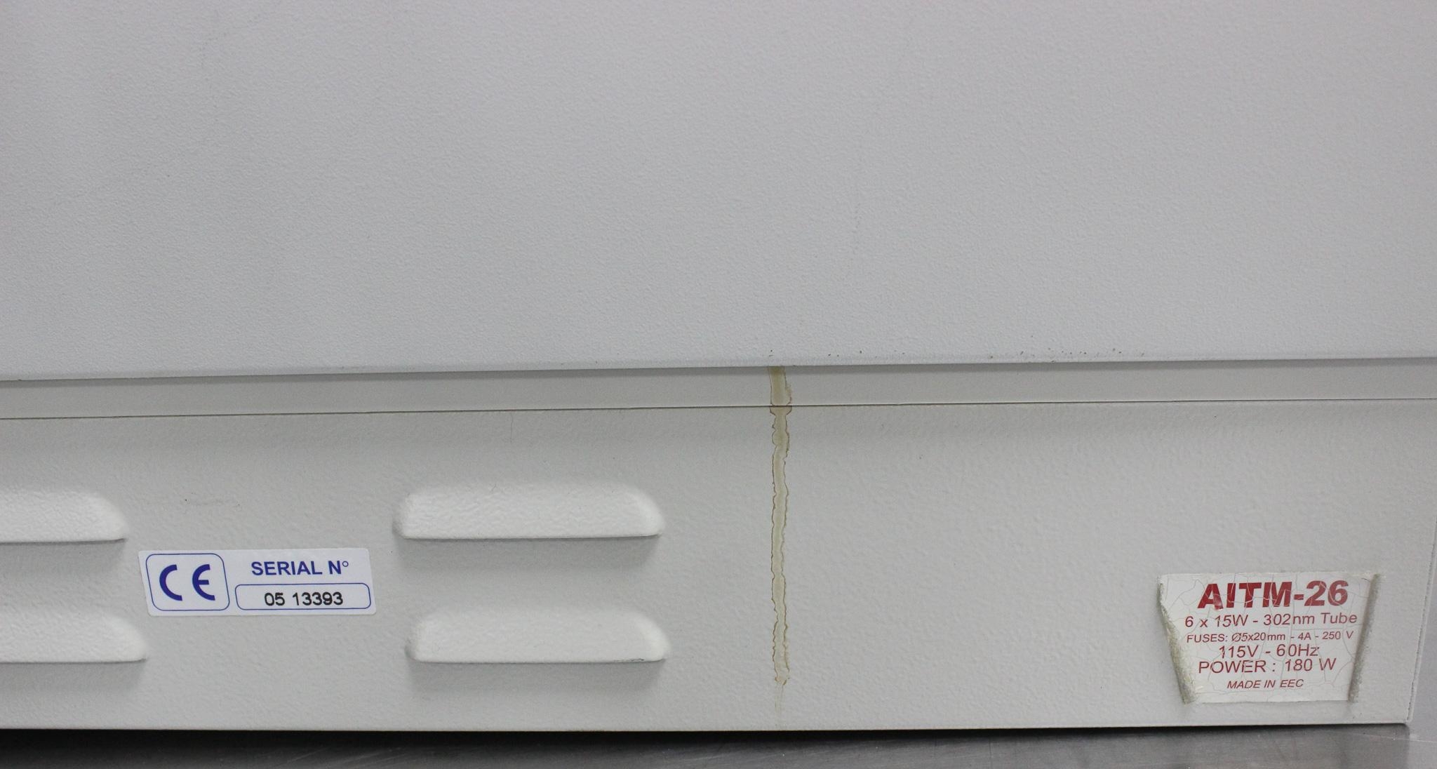 Alpha AlphaImager EC Imaging System Light Cabinet UV/Rust Powers On 115V