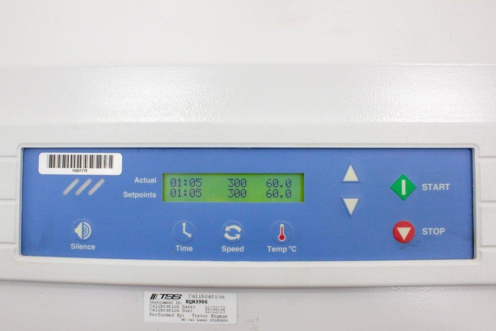 Thermo Scientific MaxQ 435 HP Incubated Console Shaker 120V 60Hz 41°F-140°F