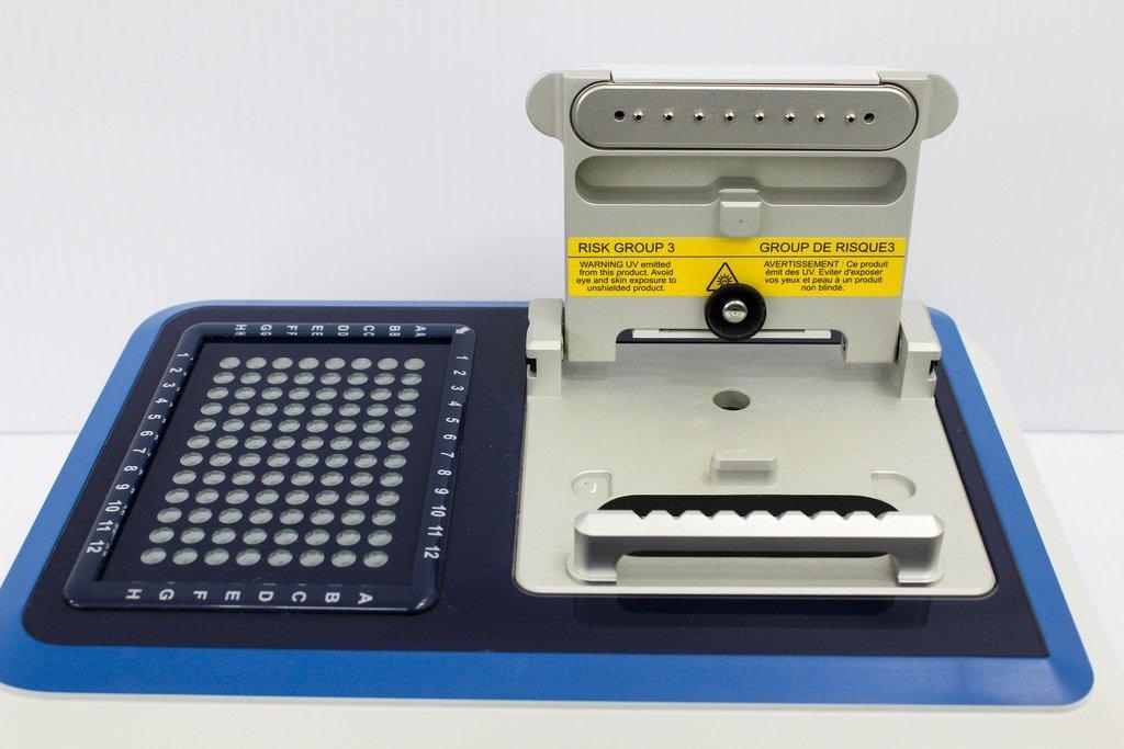 Thermo NanoDrop Eight Spectrophotometer UV-Vis Analysis 120V 50/60Hz 10lb