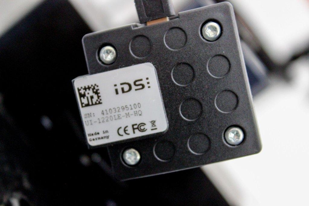 DataPhysics OCA 20 Contact Angle Measuring System Analyzes Surface Energy