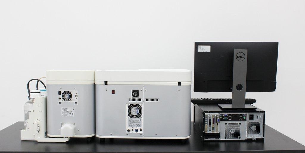 Invitrogen Attune NxT Cytometer Flow Cytometry High Throughput Autosampler