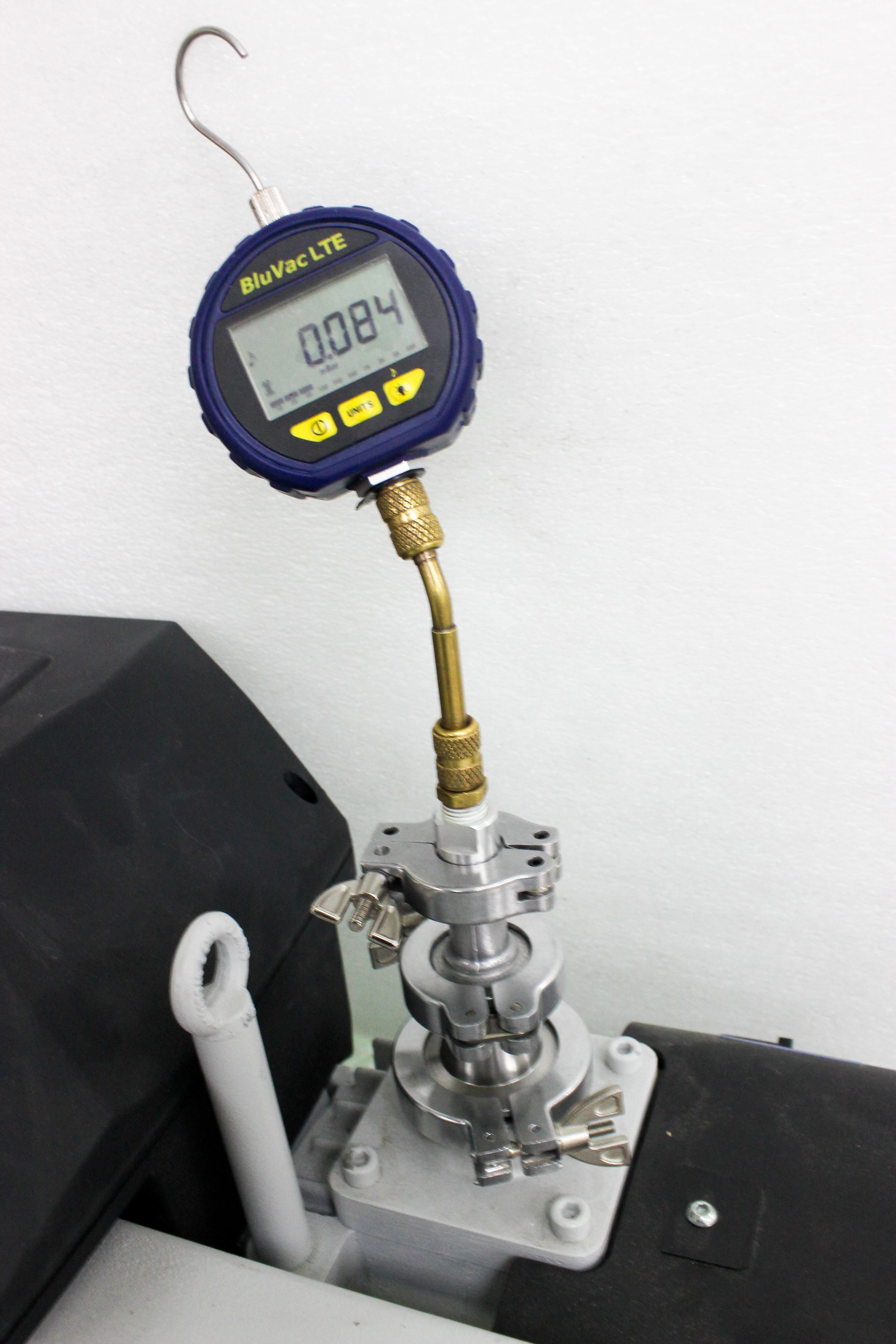 Leybold SOGEVAC SV65BIFC Vacuum Pump Compact Design Low Noise Reliable