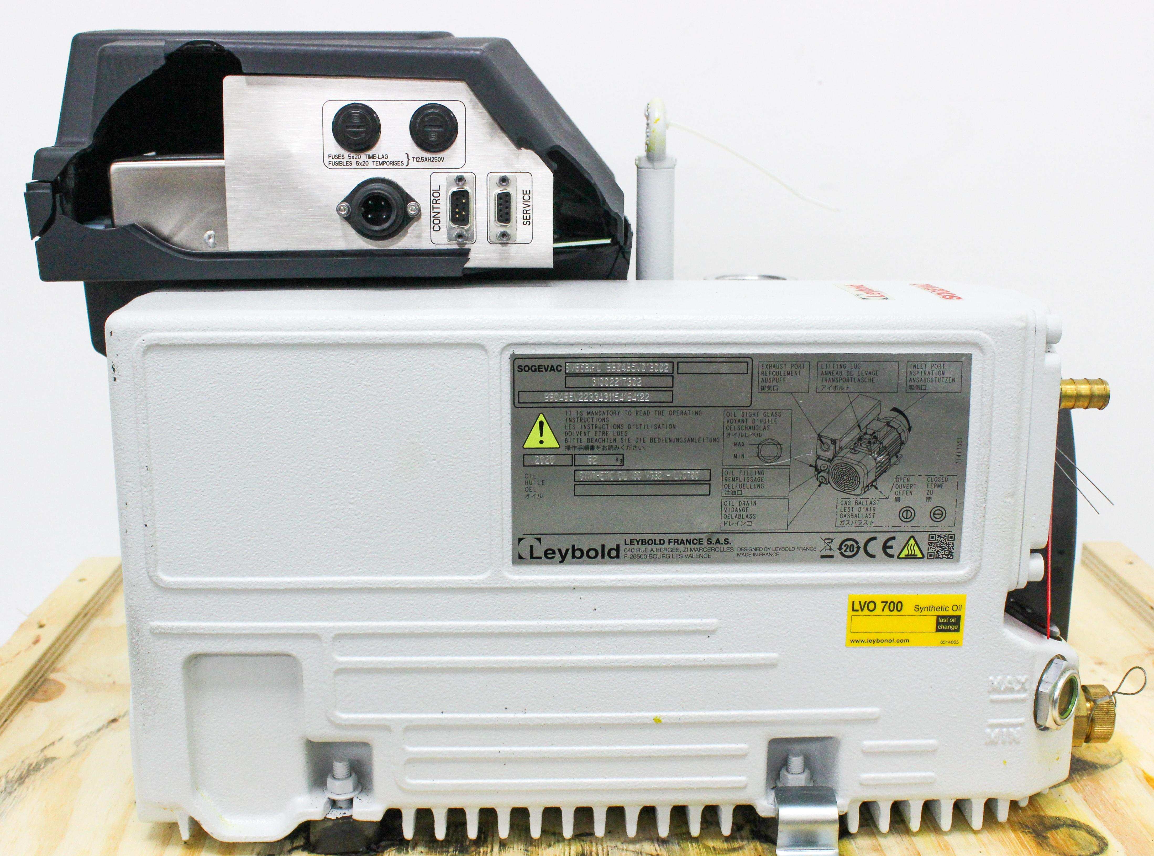 Leybold Sogevac SV65BIFC Vacuum Pump Fair Condition No Power Cord 220V