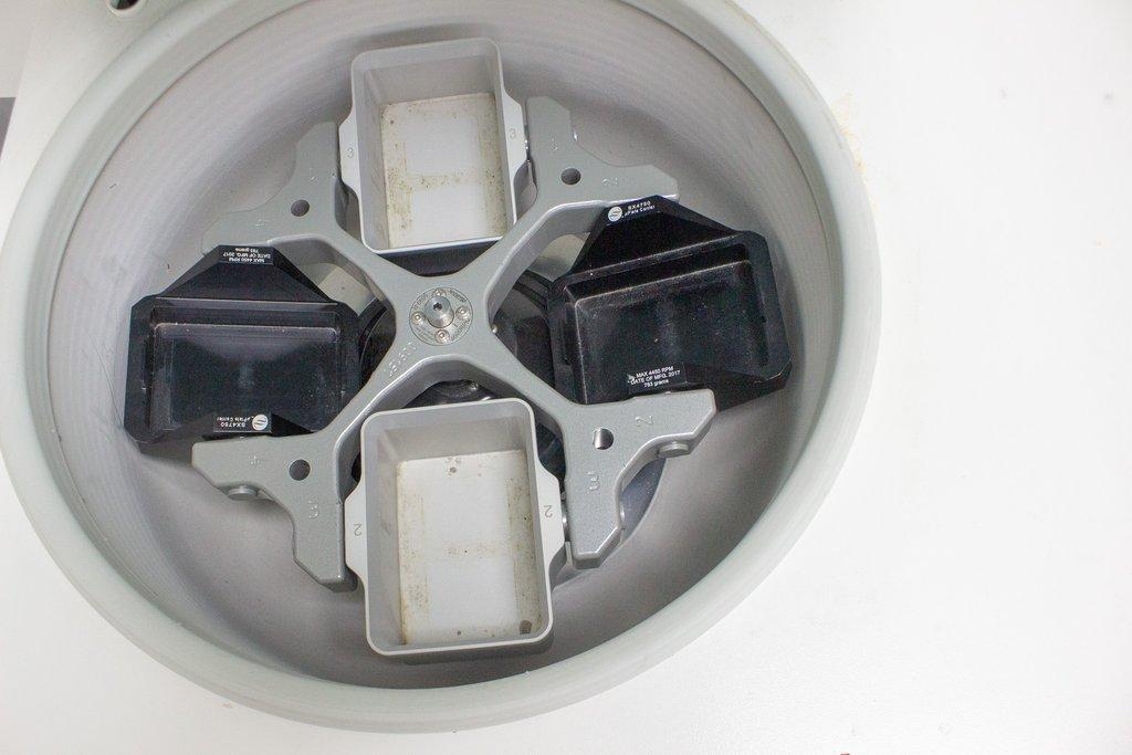 Hettich Rotanta 460R Benchtop Centrifuge -20 to +40C 15K RPM 4x1000ml