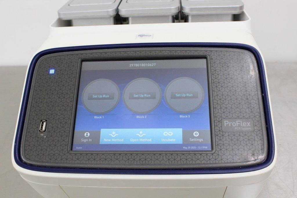 ABI ProFlex Base 3x32 Well PCR System Interchangeable Blocks 100-240V
