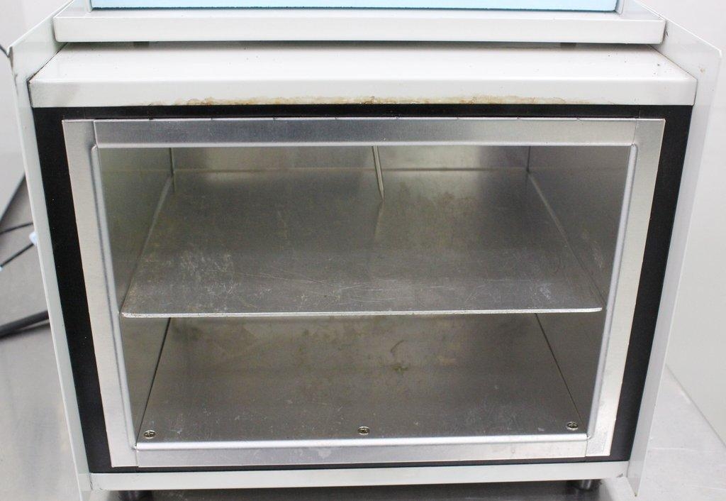 Barnstead Incubator I37925 120V Lab Culture Unit, Good Condition Tested 39C