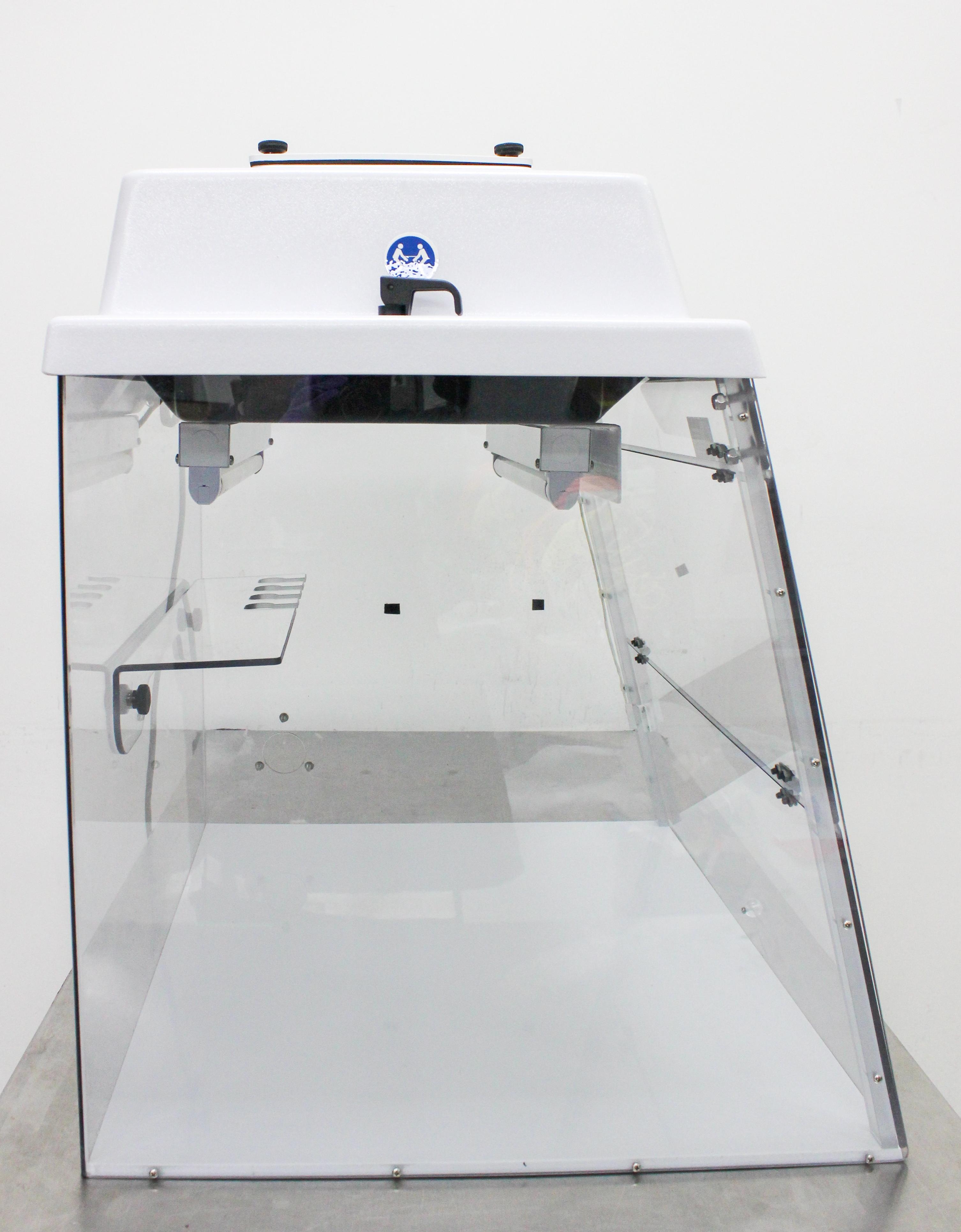 Airclean AC632LFUVC Combination PCR UV Workstation with 110V 60Hz Power