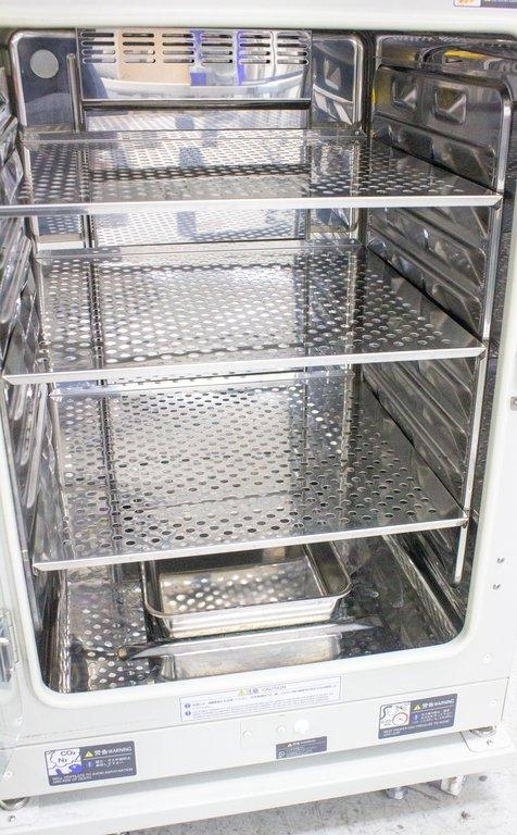 Panasonic MCO-170AICUVL-PA CO2 Incubator 5.8 cu.ft. Lab Incubator 50C Tested