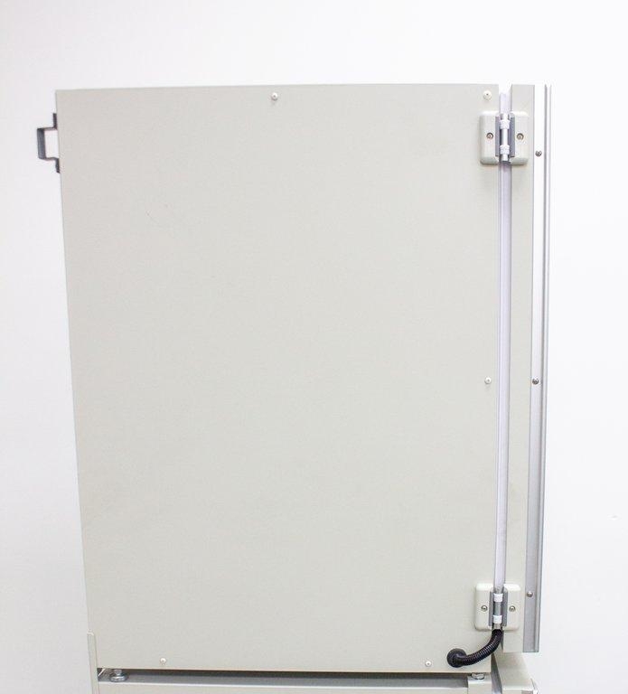 Panasonic MCO-170AICUVL-PA CO2 Laboratory Incubator 5.8 cu.ft. Touchscreen