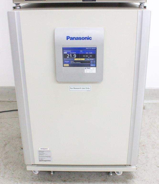 Panasonic MCO-170AICUVL-PA CO2 Laboratory Incubator 5.8 cu.ft. Capacity