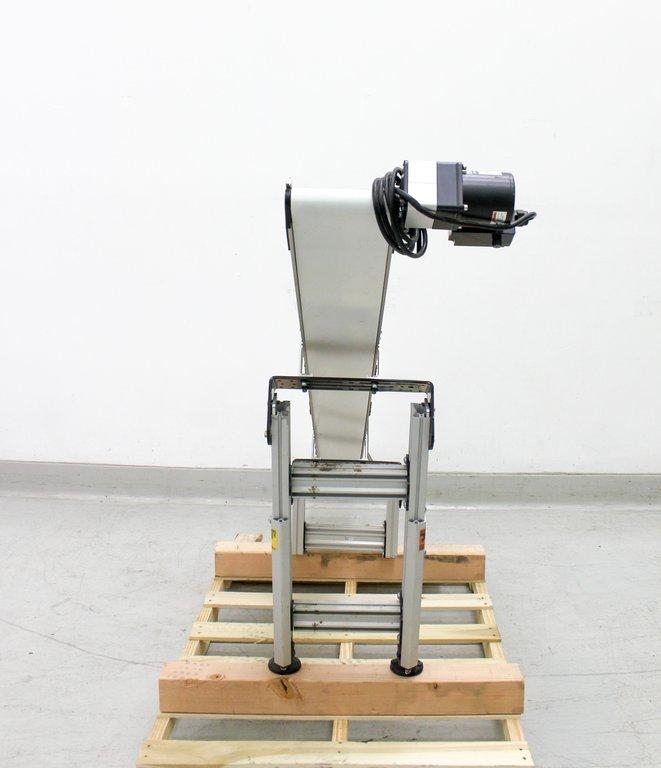 Dorner 2200 Series End Drive Conveyor Belt Model 75009262 Smooth Operation