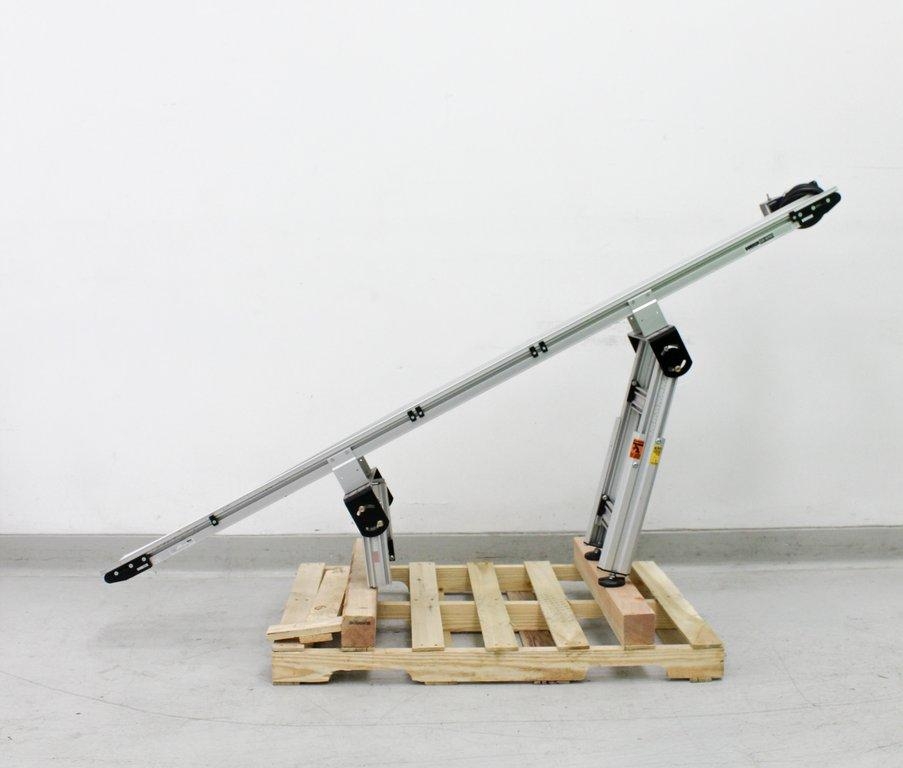 Dorner 2200 Series End Drive Conveyor Belt Model 75009262 Smooth Operation