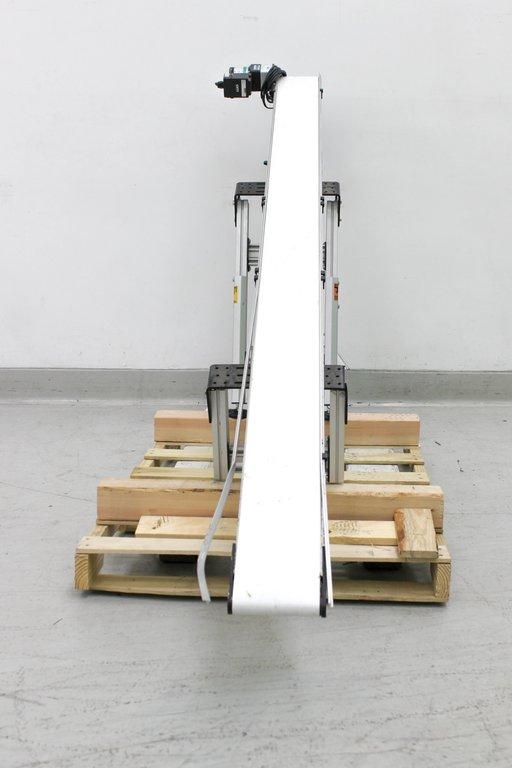 Dorner 2200 Series End Drive Conveyor Belt Model 75009262 Smooth Operation