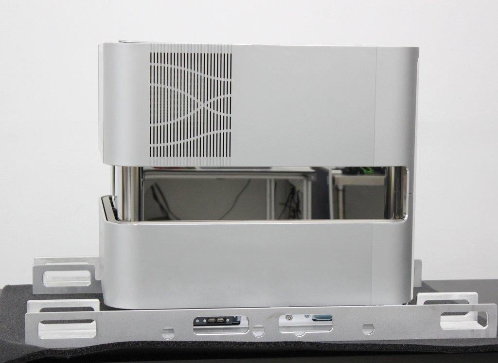 Illumina NextSeq 2000 Sequencer DNA Sequencing Advanced Informatics