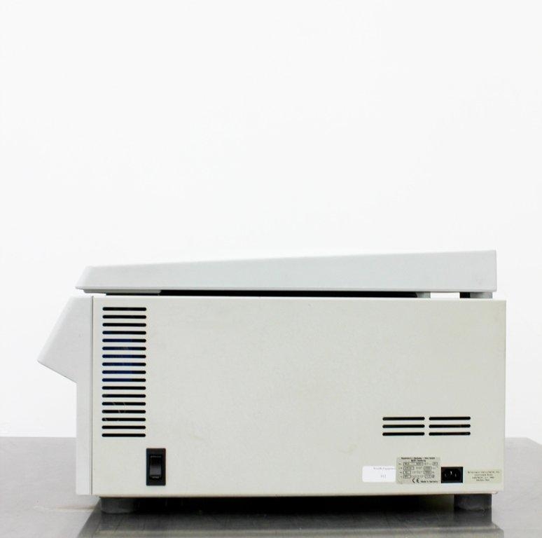 Eppendorf 5810 Floor Centrifuge with A-4-62 Rotor - In Use Fair Condition