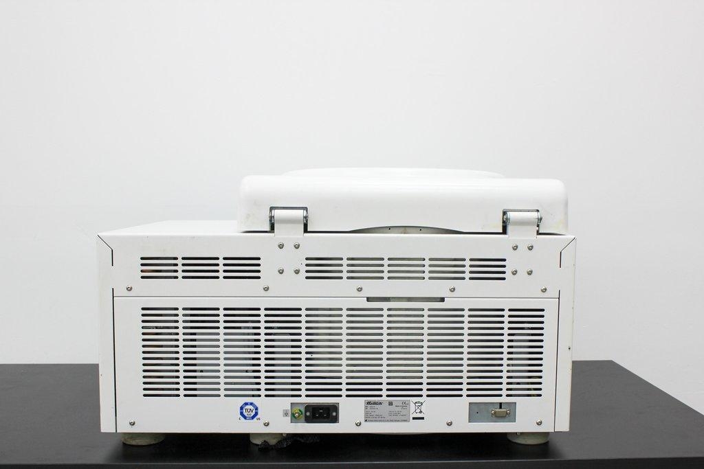 Hettich ROTANTA 460R Floor Centrifuge for Repair/Parts, Needs Investment