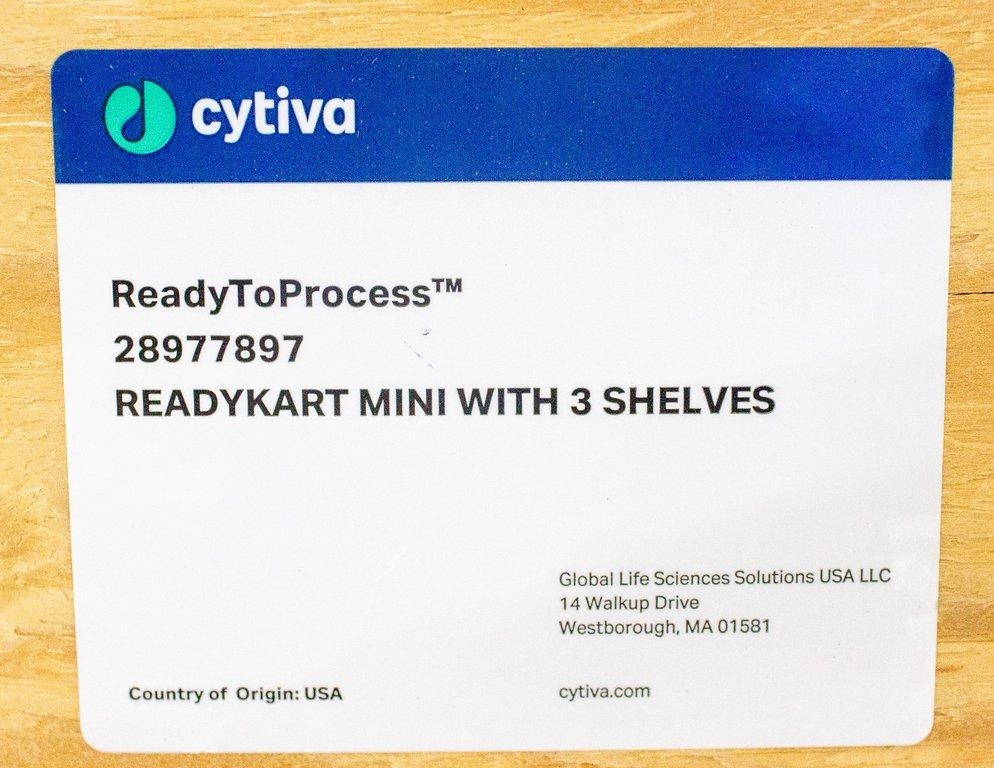 Cytiva ReadyKart Mini Fluid Processing Station with 3 Adjustable Shelves