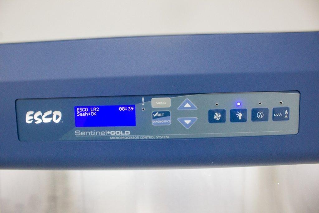 Esco Labculture LA2-4A2-E-PORT-AF Bio Safety Cabinet Class II A2 4Ft