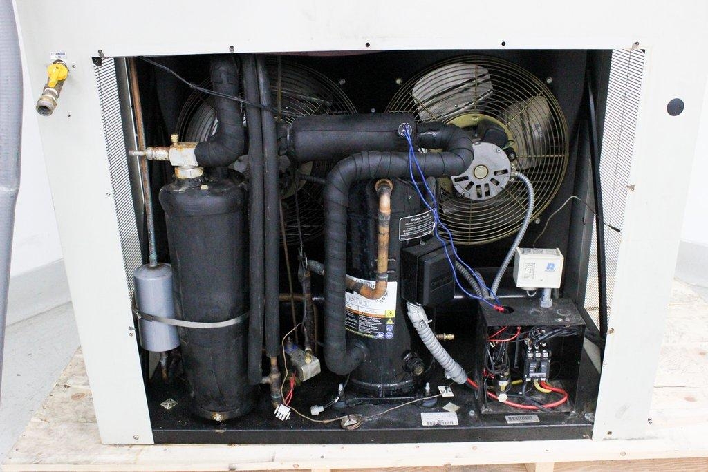 Neslab HX 750 Recirculating Chiller Industrial Medical Cooling 24000W