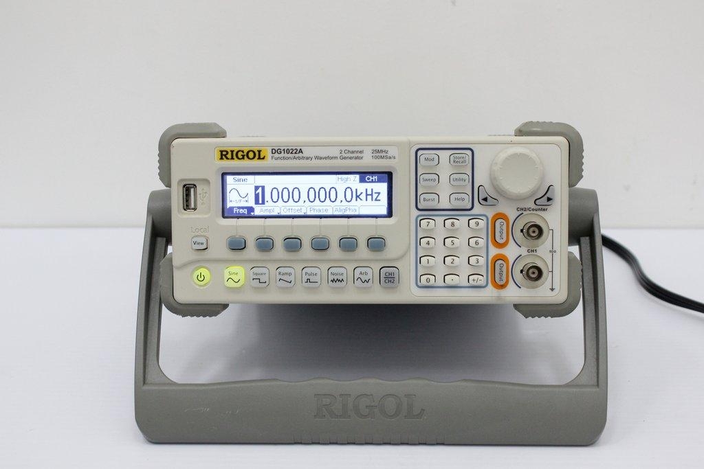 RIGOL DG1022A Waveform Generator 2-Ch 100-240V 50/60Hz Power Cord