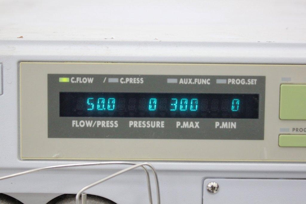 Shimadzu LC-8A Preparative Chromatography Pump 120V 50/60Hz 45 lb Powers On