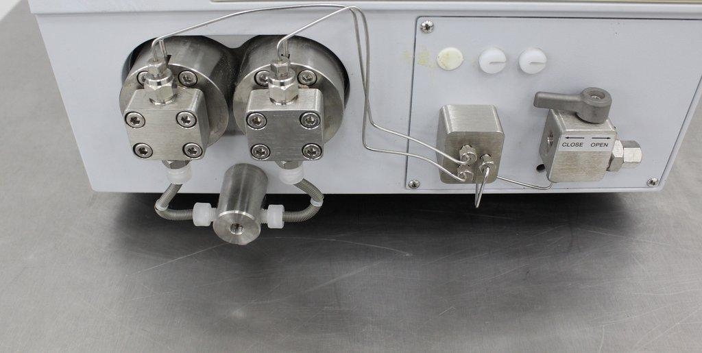 Shimadzu LC-8A Preparative Chromatography Pump 120V 50/60Hz 45 lb Powers On
