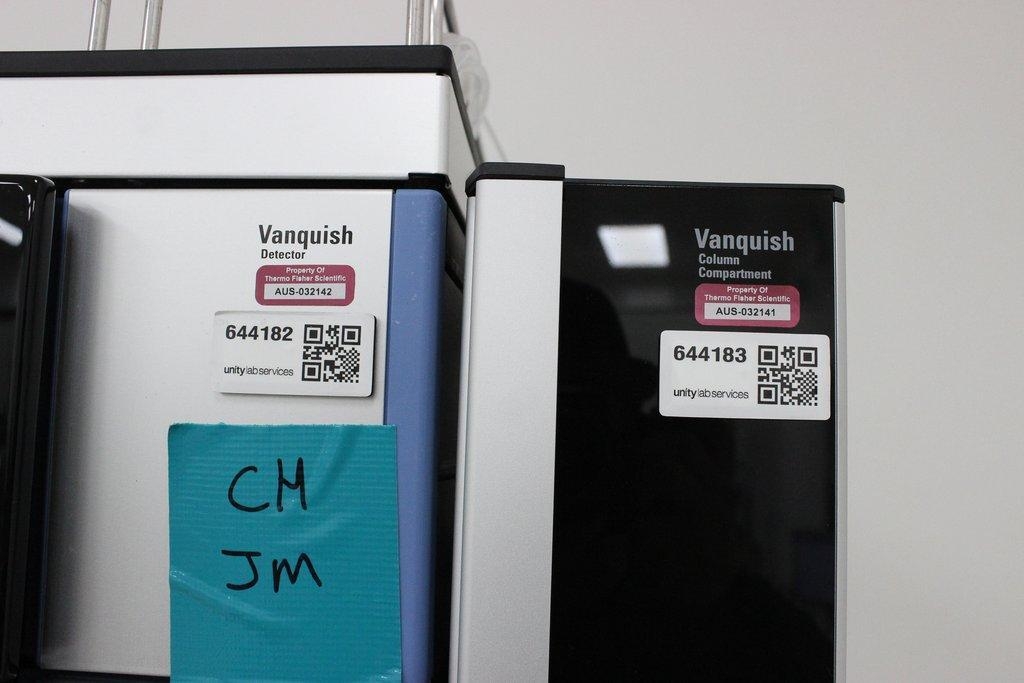 Thermo Vanquish HPLC System with Pump Detector Sampler Good Condition