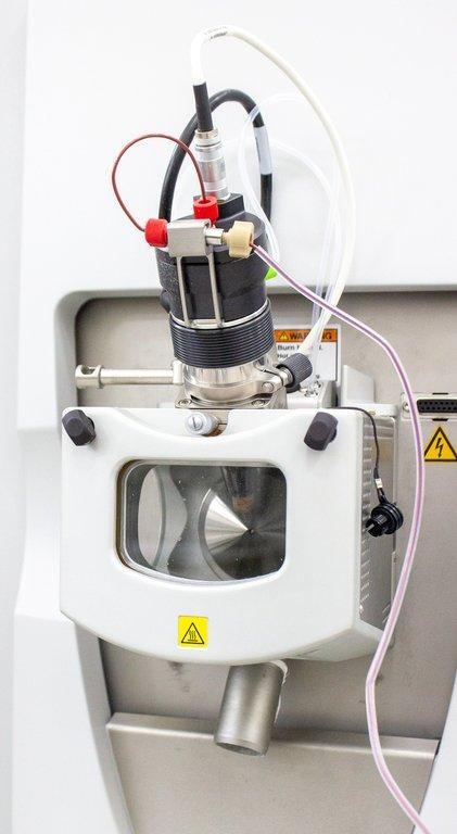 Thermo Q Exactive HF Mass Spectrometer System Mass Spec Good Condit