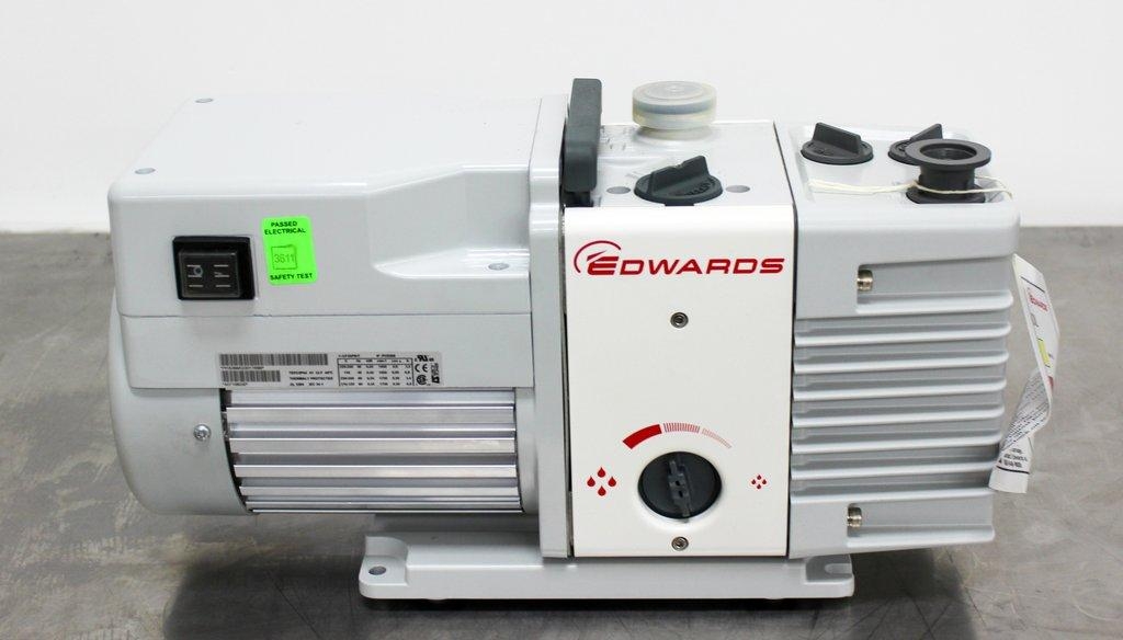 Edwards RV3 A65201903 Vacuum Pump 120V/220V Good Condition 53 lb