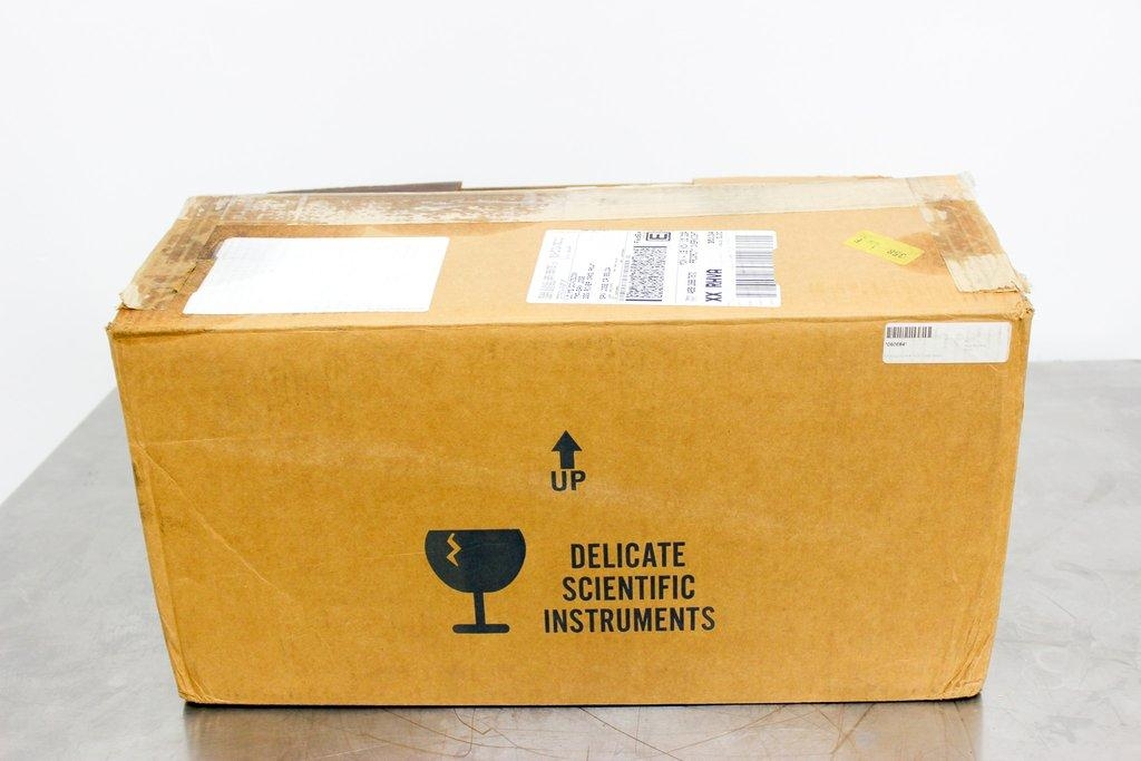 Thermo Dionex AXP-MS Aux Pump MX010PFT3AMS Metering Pump, Includes Cables