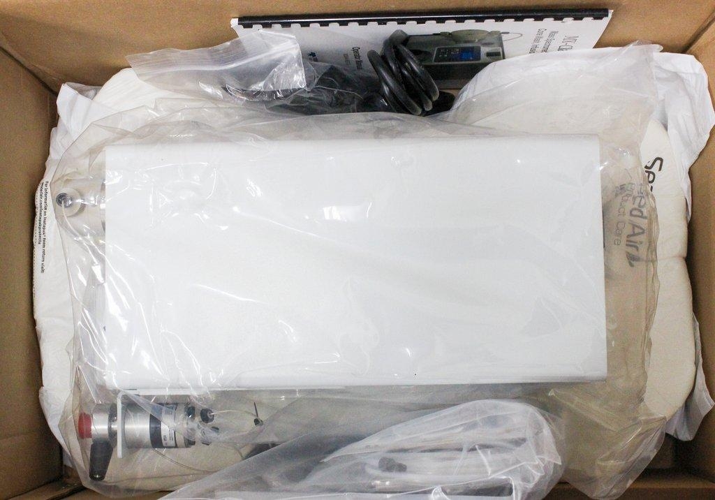 Thermo Dionex AXP-MS Aux Pump MX010PFT3AMS Metering Pump, Includes Cables