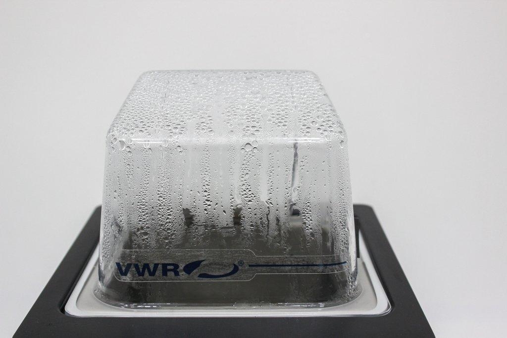 VWR WB02 2L Water Bath VG Condition 120V 60Hz Inc Power Cord