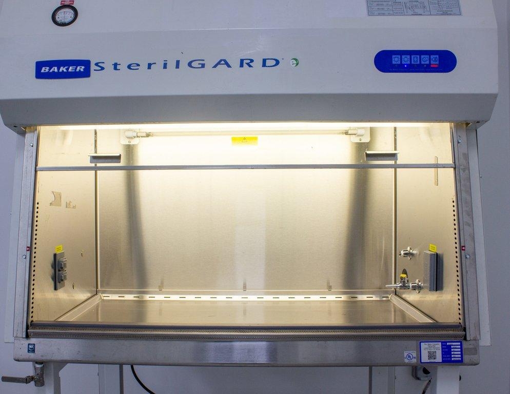 Baker SG404 Biosafety Cabinet Type A2 Airflow Ergonomic Energy Saving