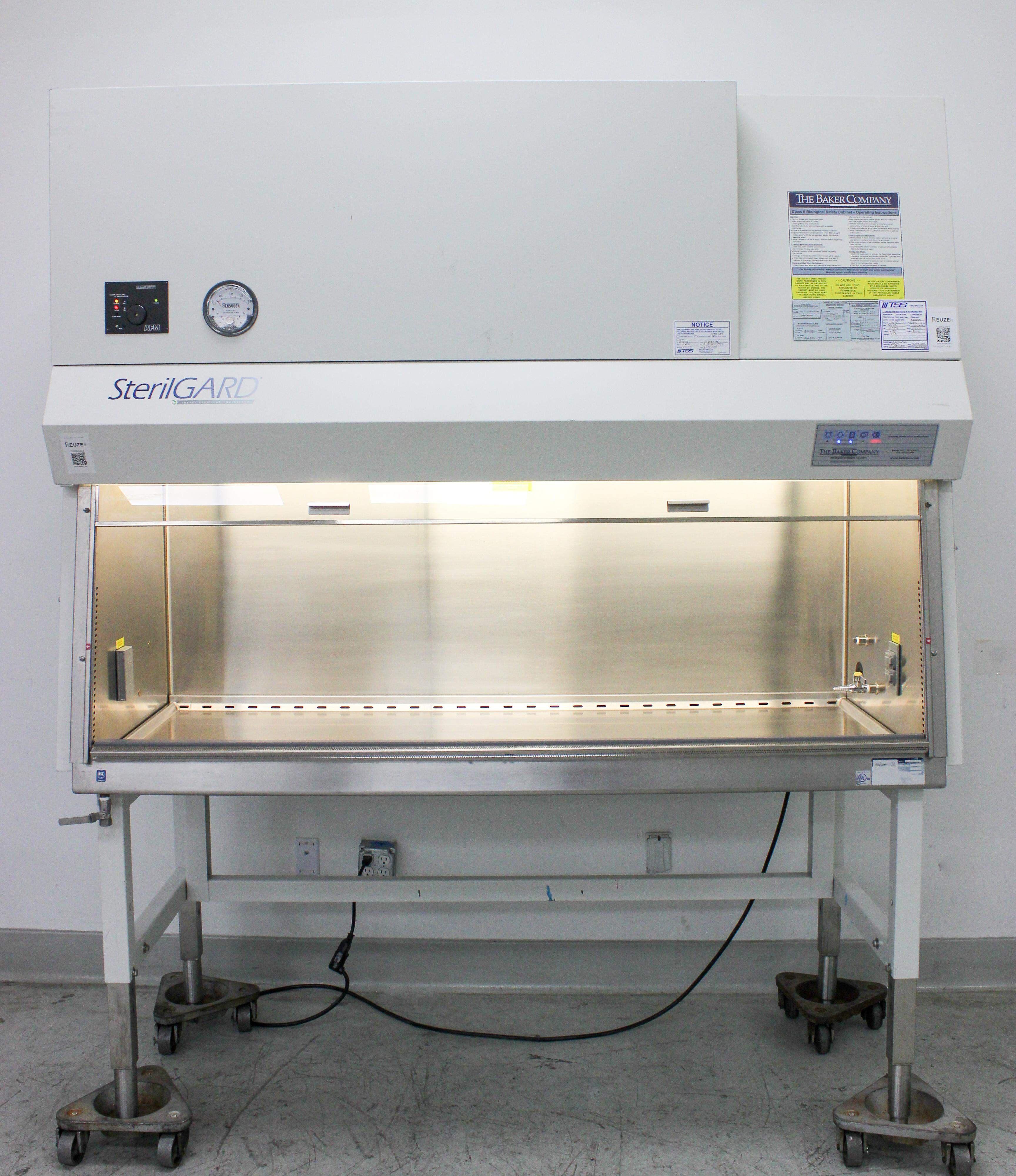 Baker SG603A-HE Biosafety Cabinet Type II A2 with StediFLOW Technology