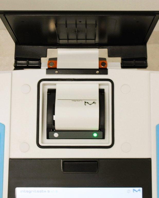 EMD Millipore Integritest 5 IT5INS001 Integrity Tester with Power Cords
