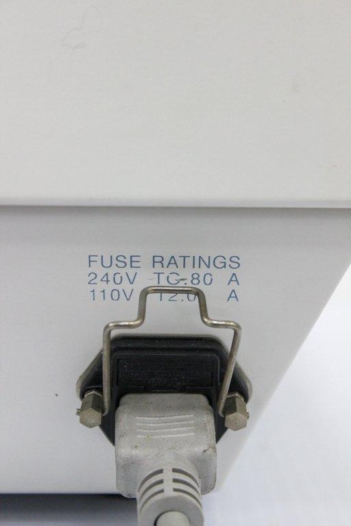 Shandon Cytospin 3 Cytocentrifuge Benchtop with Rotor 100-120V 5000 RPM System