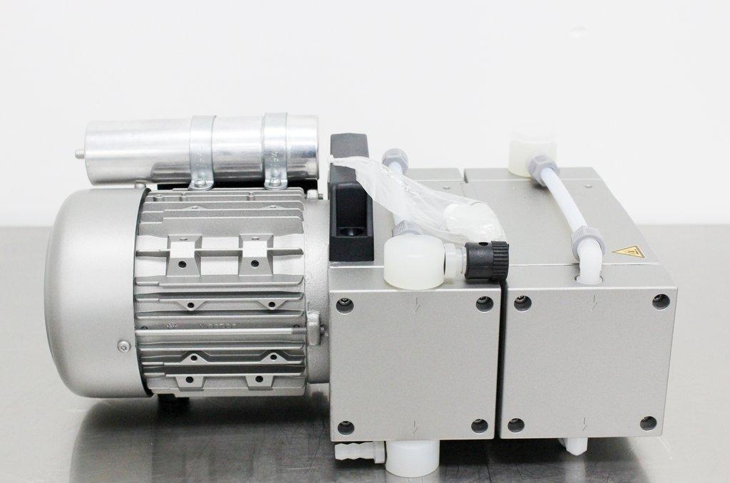 Welch 2052B-01 Diaphragm Pump Chemical Duty PTFE Oil-Free 115V for Labs 2.3 cfm