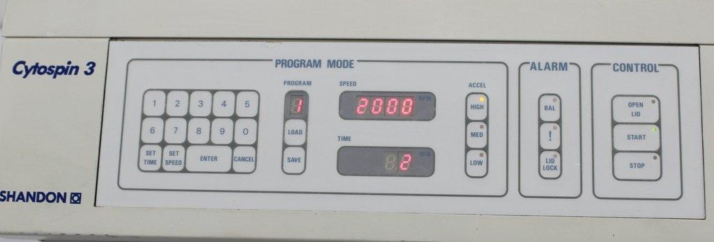 Shandon Cytospin 3 Cytocentrifuge Benchtop with Rotor 100-120V 5000 RPM System