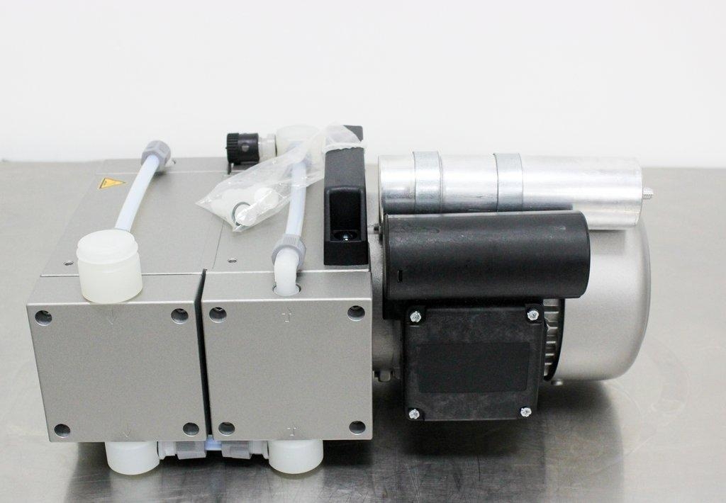 Welch 2052B-01 Diaphragm Pump Chemical Duty PTFE Oil-Free 115V for Labs 2.3 cfm