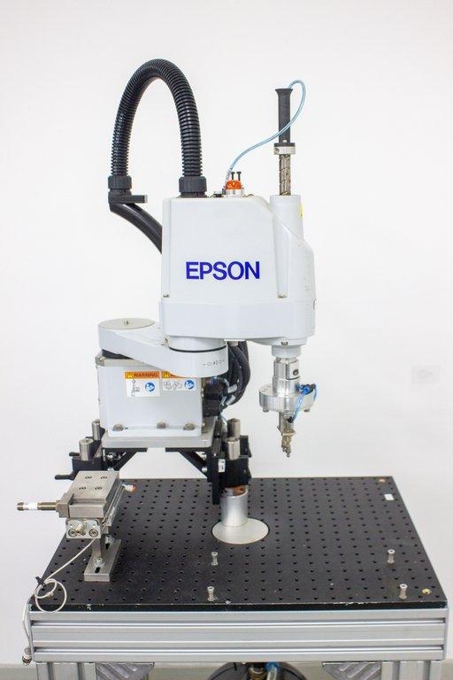 Epson G3-351S Robot Arm Automotion for Industrial Manufacturing Efficiency
