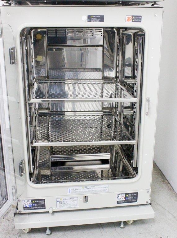 Panasonic MCO-19AICUV-PA CO2 Incubator 170L with UV Contamination Control